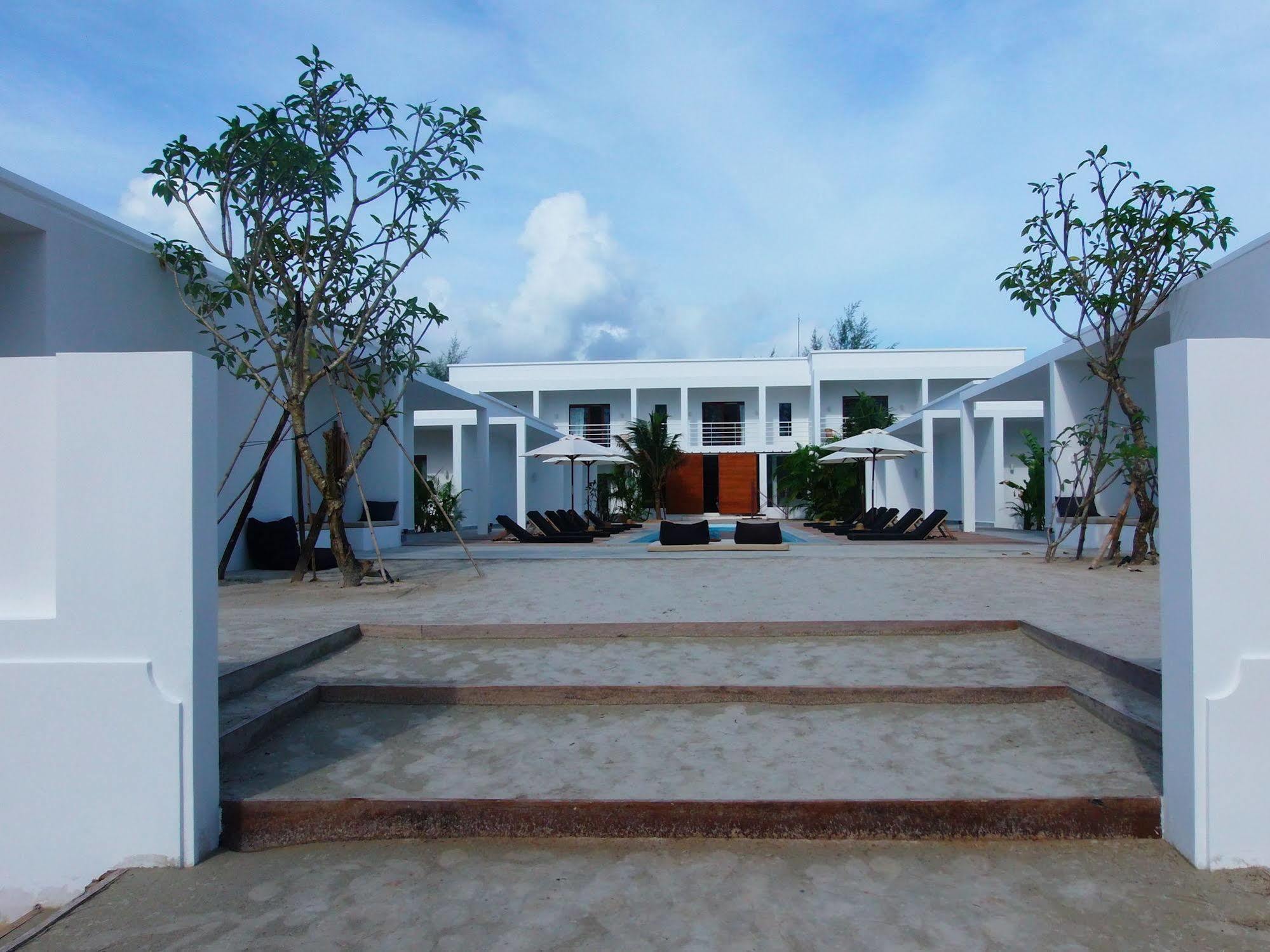 Hotel Tamu Otres Sihanoukville Exterior foto