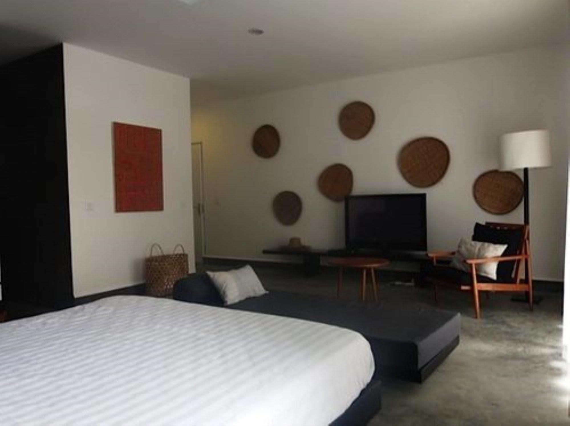 Hotel Tamu Otres Sihanoukville Exterior foto
