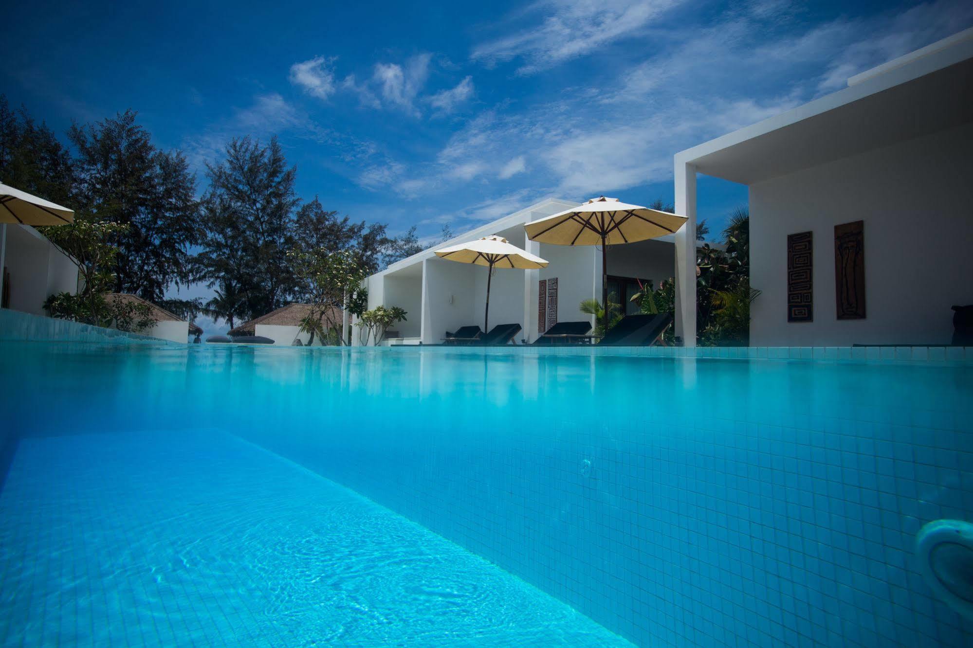 Hotel Tamu Otres Sihanoukville Exterior foto