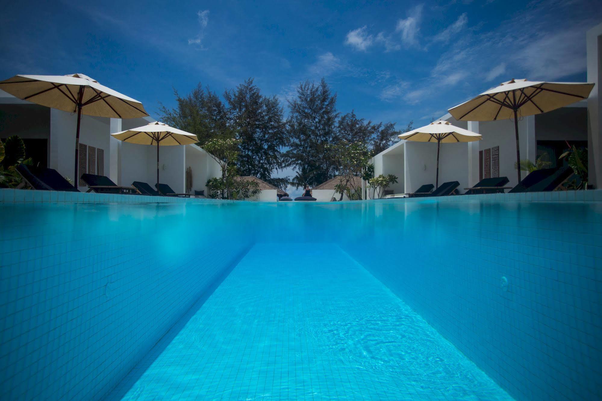 Hotel Tamu Otres Sihanoukville Exterior foto